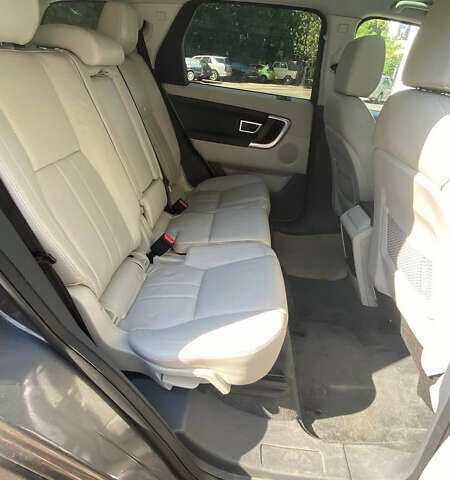 Серый Ленд Ровер Discovery Sport, объемом двигателя 2 л и пробегом 170 тыс. км за 12800 $, фото 8 на Automoto.ua