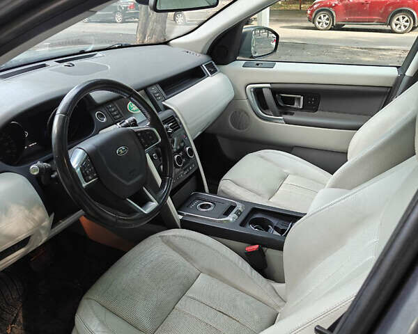 Серый Ленд Ровер Discovery Sport, объемом двигателя 2 л и пробегом 170 тыс. км за 12800 $, фото 15 на Automoto.ua