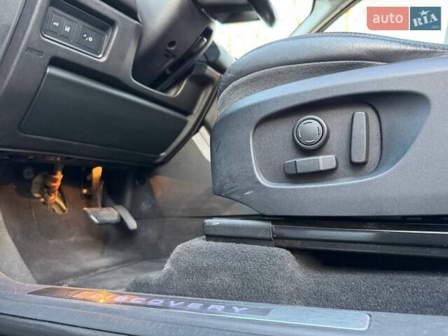 Сірий Ленд Ровер Discovery Sport, об'ємом двигуна 2.18 л та пробігом 225 тис. км за 18800 $, фото 24 на Automoto.ua