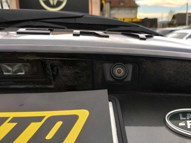 Сірий Ленд Ровер Discovery Sport, об'ємом двигуна 2 л та пробігом 163 тис. км за 22600 $, фото 6 на Automoto.ua