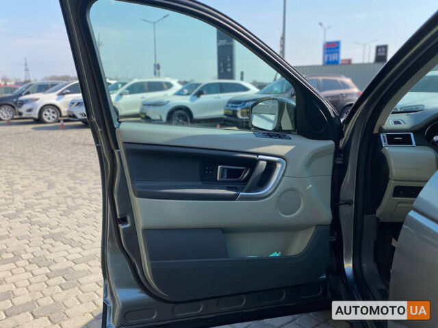 Серый Ленд Ровер Discovery Sport, объемом двигателя 2 л и пробегом 107 тыс. км за 20900 $, фото 8 на Automoto.ua