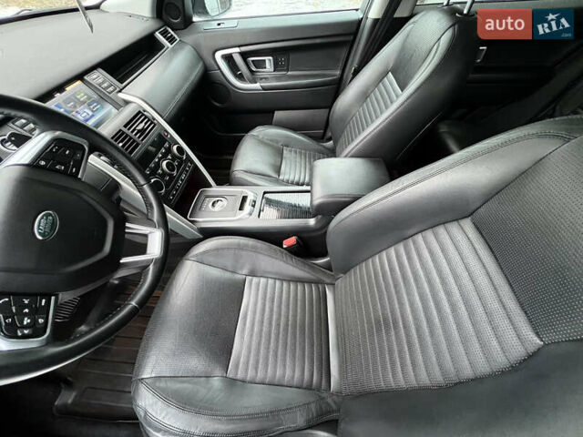 Сірий Ленд Ровер Discovery Sport, об'ємом двигуна 2 л та пробігом 80 тис. км за 18999 $, фото 12 на Automoto.ua