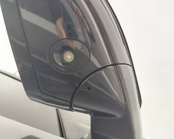 Ленд Ровер Discovery Sport 2016 у Києві на Automoto.ua Сірий Ленд Ровер Discovery Sport, об'ємом двигуна 2 л та пробігом 153 тис. км за 20900 $, фото 7 на Automoto.ua