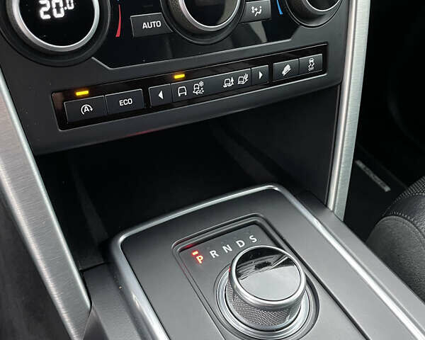 Сірий Ленд Ровер Discovery Sport, об'ємом двигуна 2 л та пробігом 222 тис. км за 17900 $, фото 15 на Automoto.ua