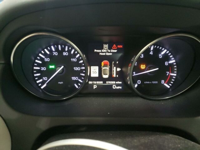 Серый Ленд Ровер Discovery Sport, объемом двигателя 2 л и пробегом 121 тыс. км за 12950 $, фото 8 на Automoto.ua