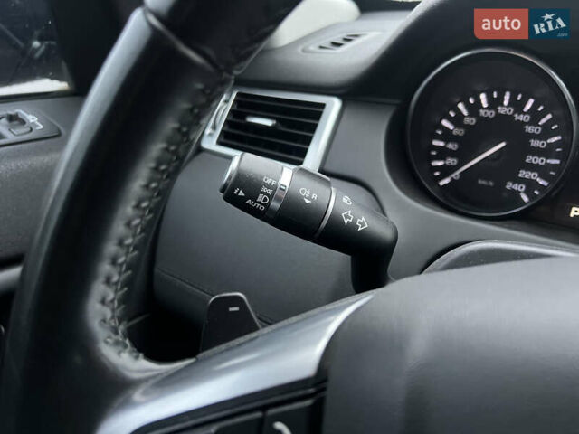 Сірий Ленд Ровер Discovery Sport, об'ємом двигуна 2 л та пробігом 10 тис. км за 18700 $, фото 41 на Automoto.ua