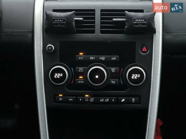 Сірий Ленд Ровер Discovery Sport, об'ємом двигуна 2 л та пробігом 10 тис. км за 18700 $, фото 36 на Automoto.ua