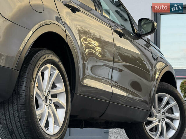 Ленд Ровер Discovery Sport 2016 в Дрогобыче на Automoto.ua Серый Ленд Ровер Discovery Sport, объемом двигателя 2 л и пробегом 134 тыс. км за 16900 $, фото 31 на Automoto.ua