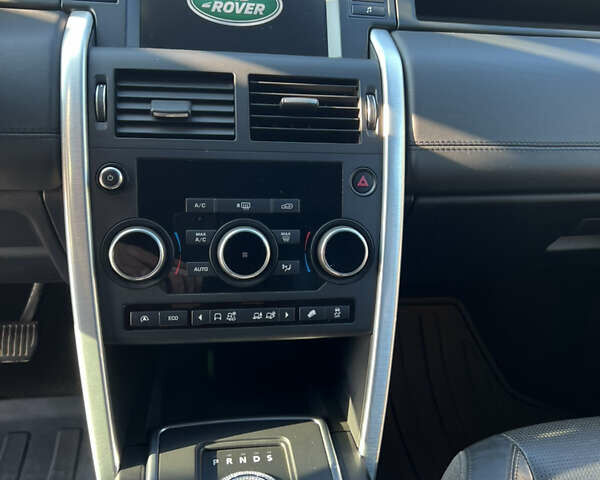Серый Ленд Ровер Discovery Sport, объемом двигателя 2 л и пробегом 84 тыс. км за 20500 $, фото 29 на Automoto.ua