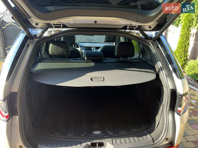 Серый Ленд Ровер Discovery Sport, объемом двигателя 2 л и пробегом 84 тыс. км за 22300 $, фото 53 на Automoto.ua