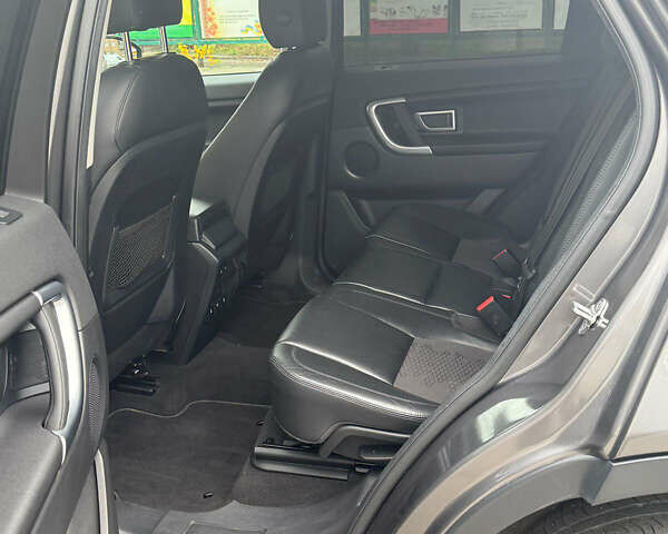 Сірий Ленд Ровер Discovery Sport, об'ємом двигуна 2 л та пробігом 178 тис. км за 16200 $, фото 17 на Automoto.ua