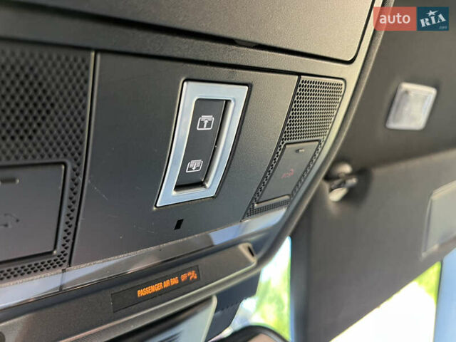 Серый Ленд Ровер Discovery Sport, объемом двигателя 2 л и пробегом 84 тыс. км за 20500 $, фото 42 на Automoto.ua