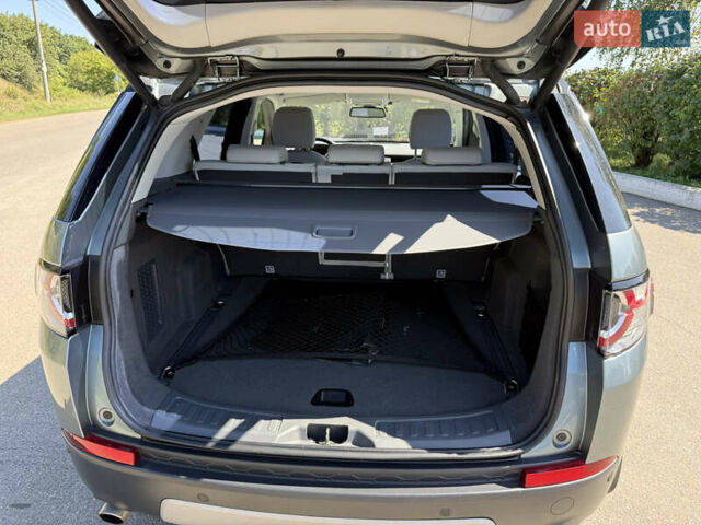 Серый Ленд Ровер Discovery Sport, объемом двигателя 2 л и пробегом 147 тыс. км за 23500 $, фото 10 на Automoto.ua