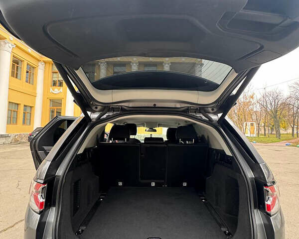 Сірий Ленд Ровер Discovery Sport, об'ємом двигуна 2 л та пробігом 178 тис. км за 16200 $, фото 23 на Automoto.ua