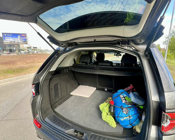 Сірий Ленд Ровер Discovery Sport, об'ємом двигуна 2 л та пробігом 183 тис. км за 15500 $, фото 10 на Automoto.ua