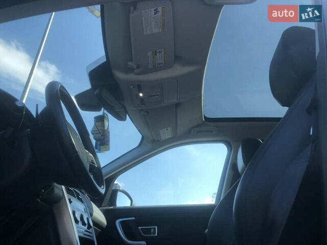 Серый Ленд Ровер Discovery Sport, объемом двигателя 2 л и пробегом 100 тыс. км за 19300 $, фото 9 на Automoto.ua