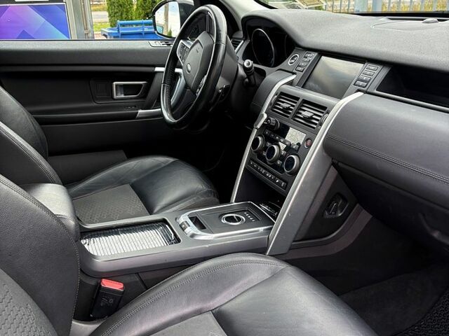 Серый Ленд Ровер Discovery Sport, объемом двигателя 2 л и пробегом 192 тыс. км за 13999 $, фото 6 на Automoto.ua