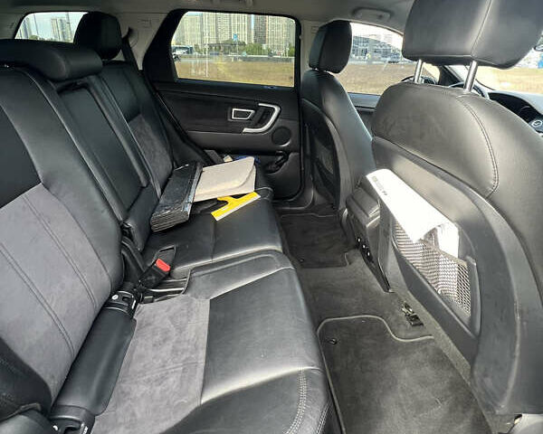 Сірий Ленд Ровер Discovery Sport, об'ємом двигуна 2 л та пробігом 183 тис. км за 15500 $, фото 9 на Automoto.ua