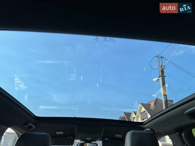 Серый Ленд Ровер Discovery Sport, объемом двигателя 2 л и пробегом 84 тыс. км за 22300 $, фото 57 на Automoto.ua