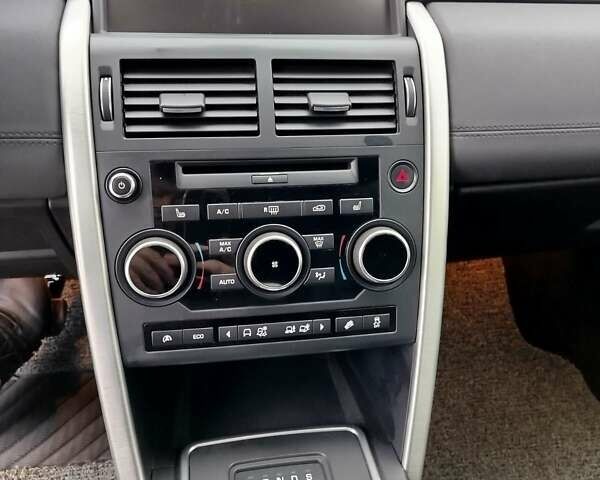 Серый Ленд Ровер Discovery Sport, объемом двигателя 2 л и пробегом 153 тыс. км за 19900 $, фото 36 на Automoto.ua
