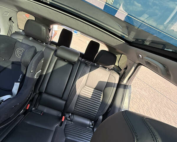 Сірий Ленд Ровер Discovery Sport, об'ємом двигуна 2 л та пробігом 180 тис. км за 17000 $, фото 14 на Automoto.ua