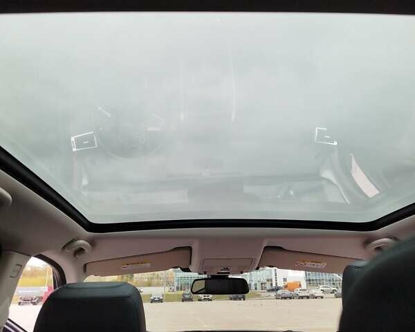 Серый Ленд Ровер Discovery Sport, объемом двигателя 2 л и пробегом 153 тыс. км за 19900 $, фото 51 на Automoto.ua