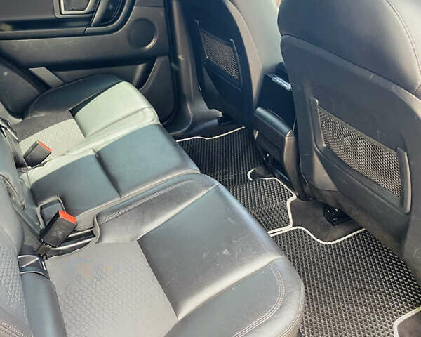 Серый Ленд Ровер Discovery Sport, объемом двигателя 2 л и пробегом 228 тыс. км за 20300 $, фото 15 на Automoto.ua