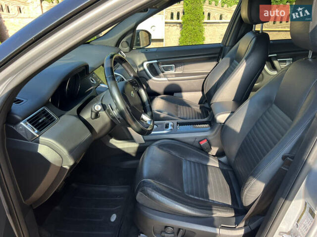 Серый Ленд Ровер Discovery Sport, объемом двигателя 2 л и пробегом 84 тыс. км за 22300 $, фото 27 на Automoto.ua