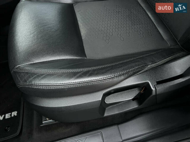 Сірий Ленд Ровер Discovery Sport, об'ємом двигуна 2 л та пробігом 10 тис. км за 18700 $, фото 21 на Automoto.ua