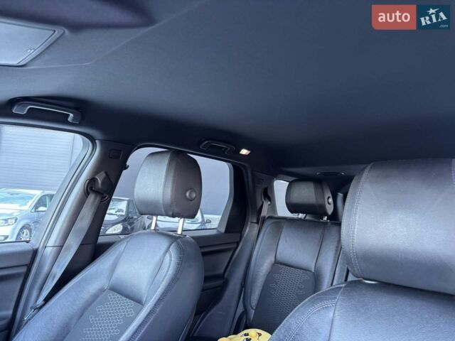 Серый Ленд Ровер Discovery Sport, объемом двигателя 2 л и пробегом 193 тыс. км за 15940 $, фото 29 на Automoto.ua