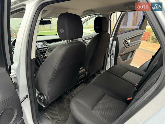 Сірий Ленд Ровер Discovery Sport, об'ємом двигуна 2 л та пробігом 136 тис. км за 19900 $, фото 13 на Automoto.ua