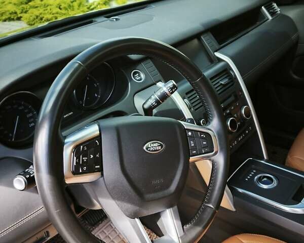 Серый Ленд Ровер Discovery Sport, объемом двигателя 2 л и пробегом 81 тыс. км за 20999 $, фото 10 на Automoto.ua