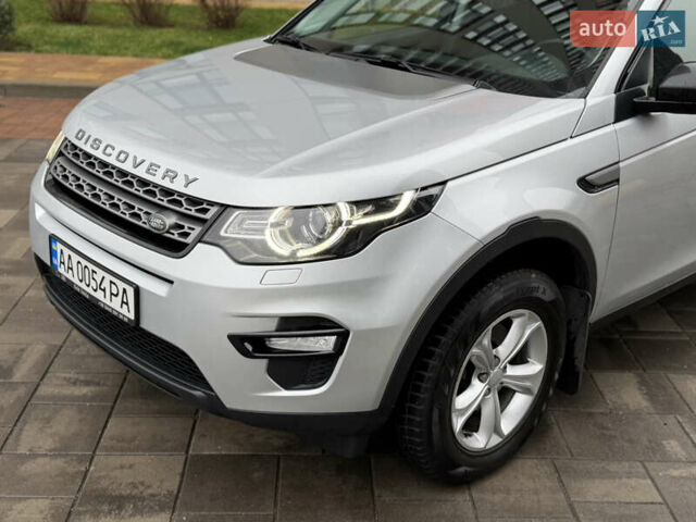 Сірий Ленд Ровер Discovery Sport, об'ємом двигуна 2 л та пробігом 136 тис. км за 19900 $, фото 2 на Automoto.ua