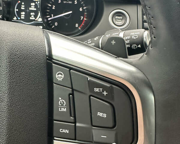 Сірий Ленд Ровер Discovery Sport, об'ємом двигуна 2 л та пробігом 92 тис. км за 17450 $, фото 131 на Automoto.ua