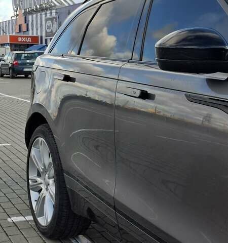 Серый Ленд Ровер Discovery Sport, объемом двигателя 2 л и пробегом 118 тыс. км за 33500 $, фото 31 на Automoto.ua