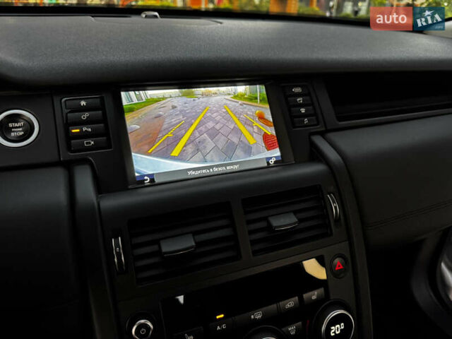 Серый Ленд Ровер Discovery Sport, объемом двигателя 2 л и пробегом 96 тыс. км за 19900 $, фото 26 на Automoto.ua