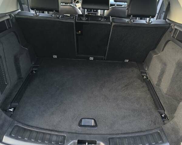 Серый Ленд Ровер Discovery Sport, объемом двигателя 2 л и пробегом 163 тыс. км за 15299 $, фото 17 на Automoto.ua