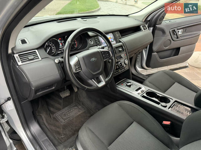 Сірий Ленд Ровер Discovery Sport, об'ємом двигуна 2 л та пробігом 136 тис. км за 19900 $, фото 10 на Automoto.ua