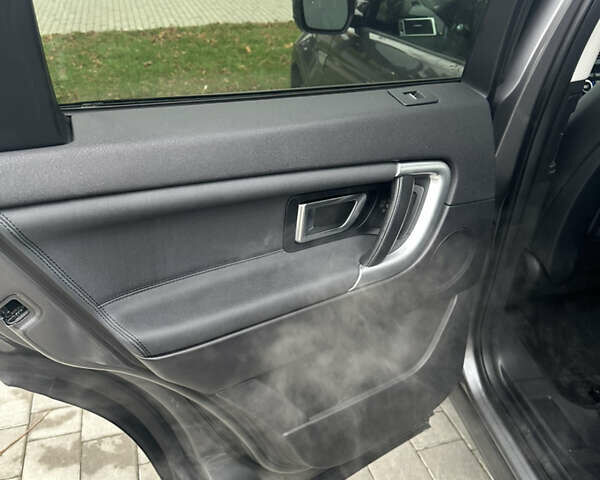 Сірий Ленд Ровер Discovery Sport, об'ємом двигуна 2 л та пробігом 92 тис. км за 17450 $, фото 78 на Automoto.ua