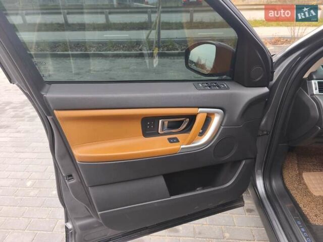 Серый Ленд Ровер Discovery Sport, объемом двигателя 2 л и пробегом 81 тыс. км за 20600 $, фото 26 на Automoto.ua