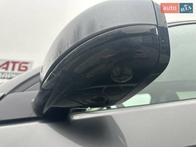 Сірий Ленд Ровер Discovery Sport, об'ємом двигуна 2 л та пробігом 92 тис. км за 17450 $, фото 109 на Automoto.ua