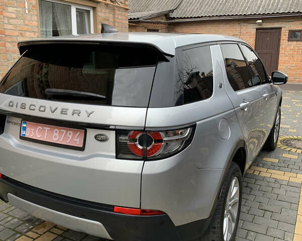 Сірий Ленд Ровер Discovery Sport, об'ємом двигуна 2 л та пробігом 238 тис. км за 22700 $, фото 4 на Automoto.ua