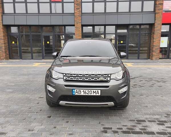 Серый Ленд Ровер Discovery Sport, объемом двигателя 2 л и пробегом 81 тыс. км за 20600 $, фото 10 на Automoto.ua