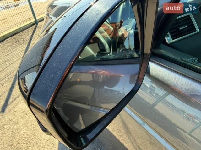 Серый Ленд Ровер Discovery Sport, объемом двигателя 2 л и пробегом 167 тыс. км за 19990 $, фото 10 на Automoto.ua