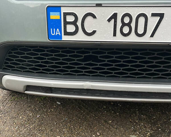 Серый Ленд Ровер Discovery Sport, объемом двигателя 2 л и пробегом 154 тыс. км за 18500 $, фото 2 на Automoto.ua