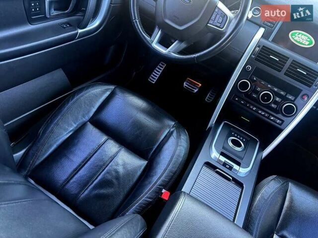 Ленд Ровер Discovery Sport 2017 в Хмельницком на Automoto.ua Серый Ленд Ровер Discovery Sport, объемом двигателя 2 л и пробегом 177 тыс. км за 19900 $, фото 20 на Automoto.ua