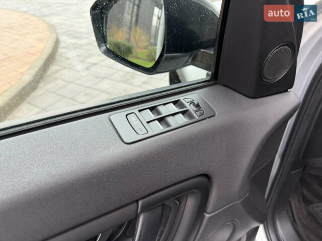 Сірий Ленд Ровер Discovery Sport, об'ємом двигуна 2 л та пробігом 136 тис. км за 19900 $, фото 9 на Automoto.ua