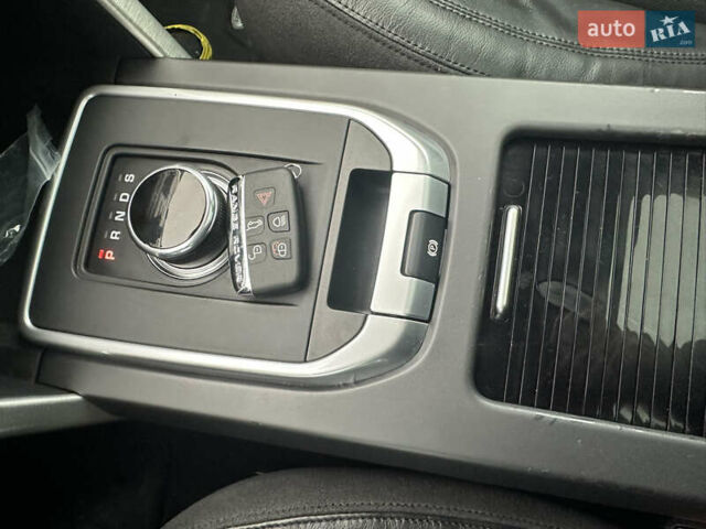 Сірий Ленд Ровер Discovery Sport, об'ємом двигуна 2 л та пробігом 92 тис. км за 17450 $, фото 198 на Automoto.ua
