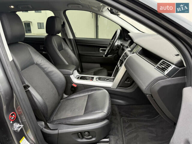 Серый Ленд Ровер Discovery Sport, объемом двигателя 2 л и пробегом 167 тыс. км за 16999 $, фото 18 на Automoto.ua