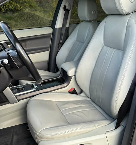 Серый Ленд Ровер Discovery Sport, объемом двигателя 2 л и пробегом 99 тыс. км за 18600 $, фото 5 на Automoto.ua